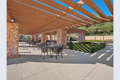 19205 Carranza, Saugus, CA 91350 - Photo 32