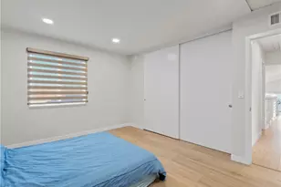 23208 Cuervo, Valencia, CA 91354 - Photo 20