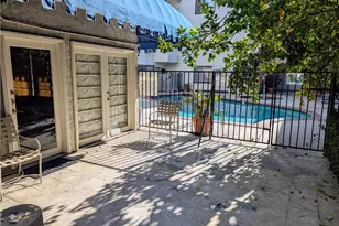 18530 Hatteras St, Tarzana, CA 91356 - Photo 20