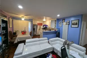 18530 Hatteras St, Tarzana, CA 91356 - Photo 10