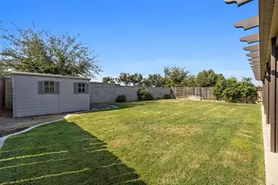 12305 Quiet Pasture Drive, Bakersfield, CA 93312 - Photo 32