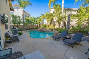 23321 Cuestport Dr, Valencia, CA 91354 - Photo 40