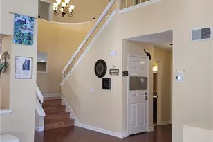 24371 Crestview, Newhall, CA 91321 - Photo 10