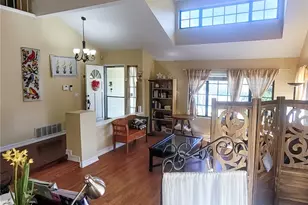 24371 Crestview, Newhall, CA 91321 - Photo 8