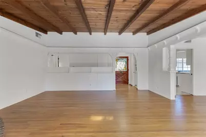 15930 Tuba Street, North Hills, CA 91343 - Photo 8