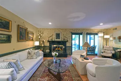 23421 Aetna Street, Woodland Hills, CA 91367 - Photo 20