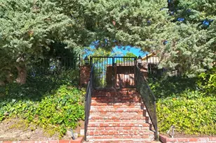 23421 Aetna St, Woodland Hills, CA 91367 - Photo 50