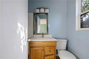 8544 Noble Ave, North Hills, CA 91343 - Photo 16