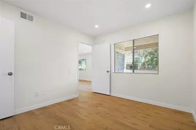 10237 De Soto #A, Chatsworth, CA 91311 - Photo 22