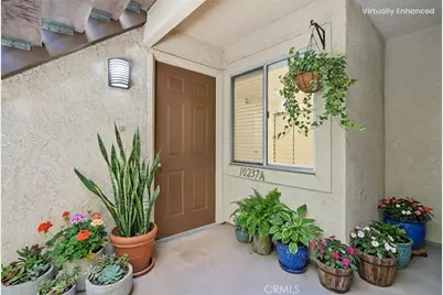 10237 De Soto #A, Chatsworth, CA 91311 - Photo 2