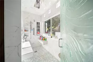 15562 Bronco, Canyon Country, CA 91387 - Photo 40