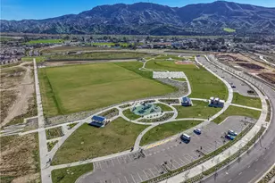 2111 Seville, Santa Paula, CA 93060 - Photo 26