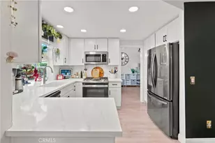 21625 Farmington, Saugus, CA 91350 - Photo 8