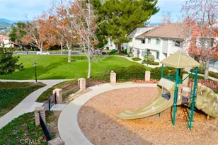 201 Green Heath, Thousand Oaks, CA 91361 - Photo 18