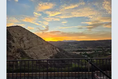 22939 Raintree Lane, Saugus, CA 91390 - Photo 44