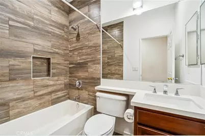 22939 Raintree Lane, Saugus, CA 91390 - Photo 14