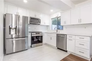 10125 De Soto, Chatsworth, CA 91311 - Photo 2