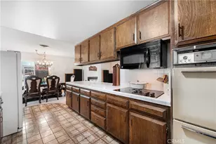 4308 Charter Oaks, Bakersfield, CA 93309 - Photo 26