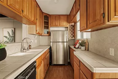 1640 N Lincoln Street, Burbank, CA 91506 - Photo 8