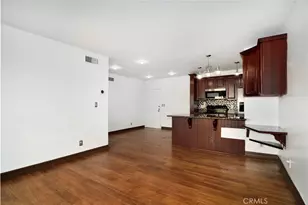 355 S Madison Ave, Pasadena, CA 91101 - Photo 6