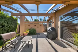 6500 Jumilla, Woodland Hills, CA 91367 - Photo 36