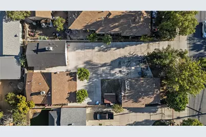 10558 Laurel Canyon Blvd, Pacoima, CA 91331 - Photo 1