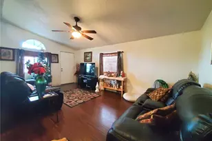 20401 Soledad Canyon Road, Canyon Country, CA 91351 - Photo 6