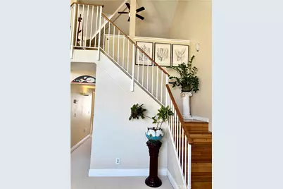 18110 Erik Court #592, Canyon Country, CA 91387 - Photo 8