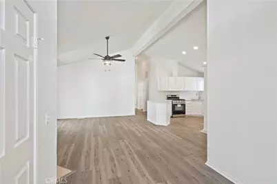 20240 Shadow Island Drive, Canyon Country, CA 91351 - Photo 4