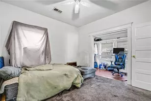 1200 W 39th Pl, Los Angeles, CA 90037 - Photo 22