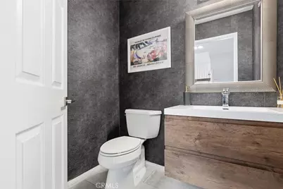 23163 Mulholland Drive Unit 6, Woodland Hills, CA 91364 - Photo 22