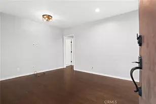 2117 N Screenland, Burbank, CA 91505 - Photo 4