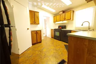 29021 Bouquet Canyon Road, Saugus, CA 91350 - Photo 10