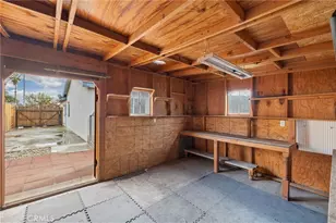 318 Leeta, Bakersfield, CA 93307 - Photo 32