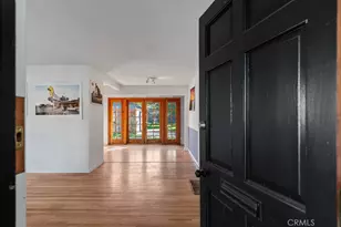 22050 Ybarra, Woodland Hills, CA 91364 - Photo 4