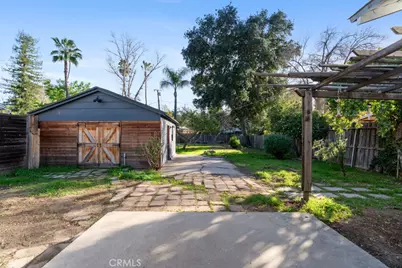 22050 Ybarra, Woodland Hills, CA 91364 - Photo 16