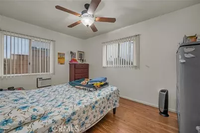 11012 Noble, Mission Hills (San Fernando), CA 91345 - Photo 12