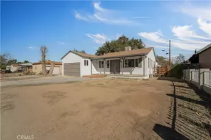 38318 17th St E, Palmdale, CA 93550 - Photo 2