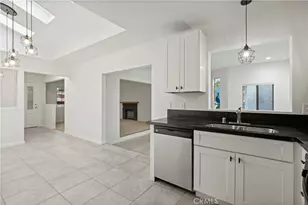 14746 Jaguar, Mission Hills (San Fernando), CA 91345 - Photo 4