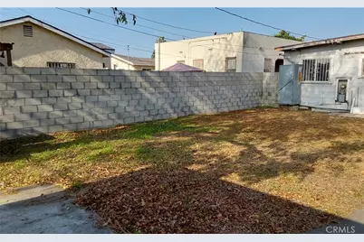 824 W 74th, Los Angeles, CA 90044 - Photo 26