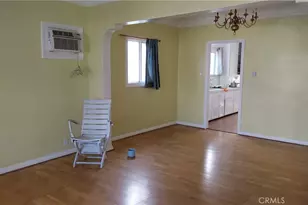 824 W 74th, Los Angeles, CA 90044 - Photo 4