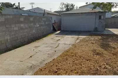 824 W 74th, Los Angeles, CA 90044 - Photo 24