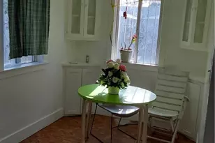 824 W 74th, Los Angeles, CA 90044 - Photo 20