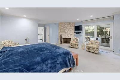 19825 Santa Rita Street, Woodland Hills, CA 91364 - Photo 22