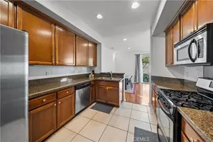 9352 Condor Ct, Pacoima, CA 91331 - Photo 10