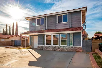 43637 Rembrandt, Lancaster, CA 93535 - Photo 2