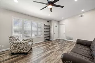 24305 Cheryl Kelton Pl, Newhall, CA 91321 - Photo 6