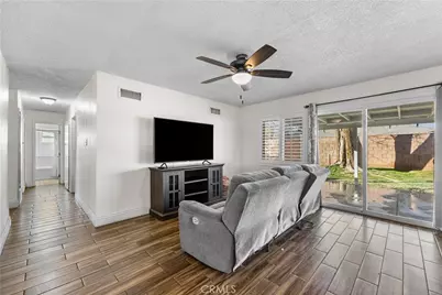 45323 Andale Avenue, Lancaster, CA 93535 - Photo 6