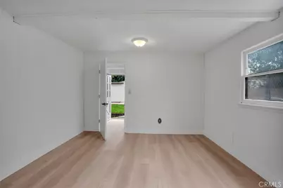 8211 Louise Avenue, Northridge, CA 91325 - Photo 34