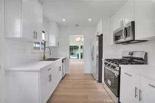 8211 Louise Ave, Northridge, CA 91325 - Photo 16